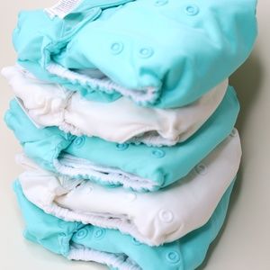 bumGenius freetime diapers in VGUC- 5 count